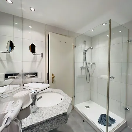 Sonnenberg Garni 4*