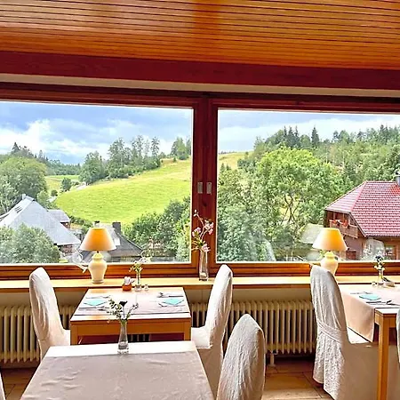 Sonnenberg Garni