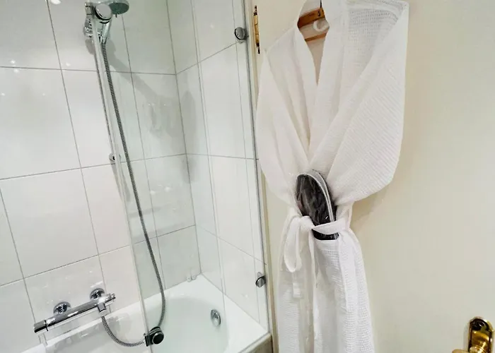 Sonnenberg Garni מלון 4*