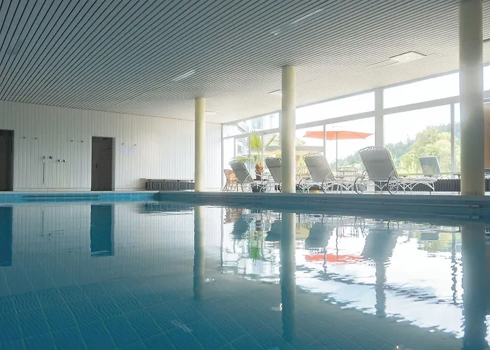 מלון Sonnenberg Garni 4*